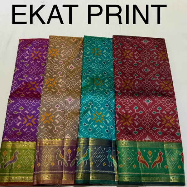 Elegant Ekart Print Saree with Soft Drape & Stylish Look