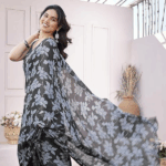 Chiffon Floral Printed Saree with Blouse Piece - Image 2